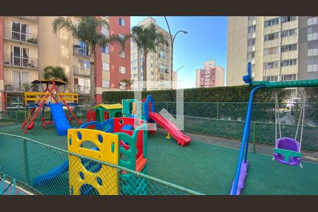 Apartamento à venda com 75m², 2 quartos e 2 vagasÁrea comum - Playground