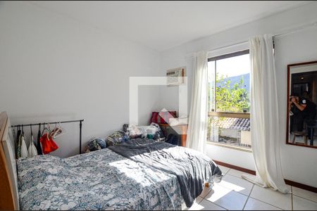 Quarto 1 de casa à venda com 3 quartos, 142m² em Piratininga, Niterói