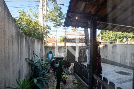 Vista Sala de casa à venda com 3 quartos, 142m² em Piratininga, Niterói