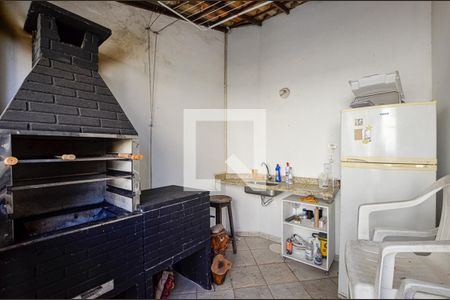 Casa à venda com 142m², 3 quartos e 2 vagas Casa à venda com 142m², 3 quartos e 2 vagasChurrasqueira