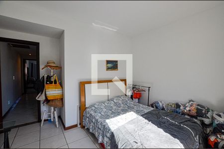 Quarto 1 de casa à venda com 3 quartos, 142m² em Piratininga, Niterói