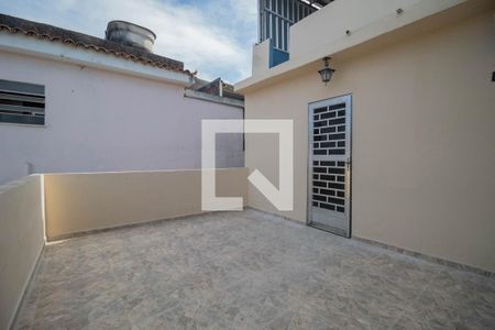 Casa de condomínio à venda com 120m², 3 quartos e 3 vagasVaranda 