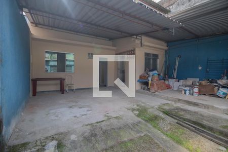 Casa de condomínio à venda com 120m², 3 quartos e 3 vagasQuintal e Garagem 