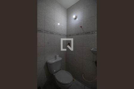 Casa de condomínio à venda com 120m², 3 quartos e 3 vagasBanheiro 1