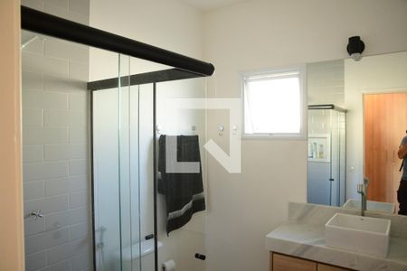 Casa de condomínio para alugar com 102m², 3 quartos e 2 vagasBanheiro da Suíte