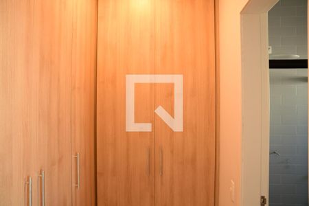 Casa de condomínio para alugar com 102m², 3 quartos e 2 vagasSuíte