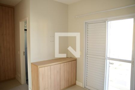 Casa de condomínio para alugar com 102m², 3 quartos e 2 vagasSuíte