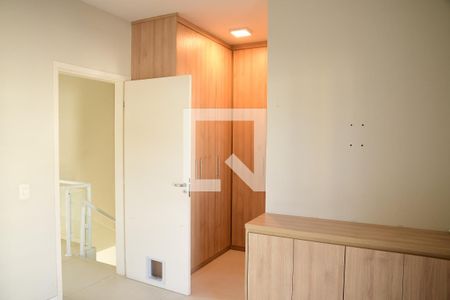 Casa de condomínio para alugar com 102m², 3 quartos e 2 vagasSuíte