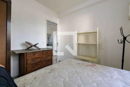 Quarto de kitnet/studio para alugar com 1 quarto, 30m² em Recreio dos Bandeirantes, Rio de Janeiro