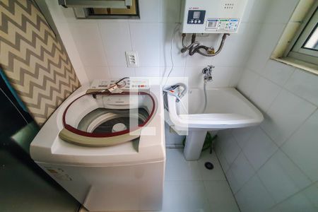 Apartamento à venda com 72m², 3 quartos e 1 vagaÁrea de Serviço