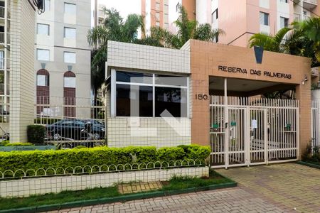 Apartamento à venda com 72m², 3 quartos e 1 vagaFachada