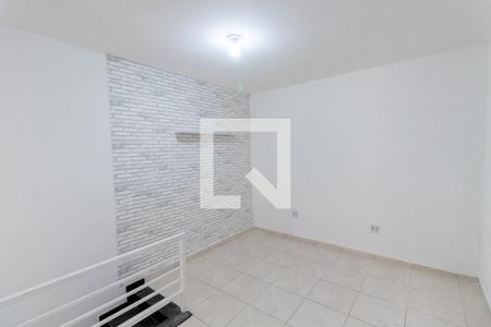 Sala de casa de condomínio para alugar com 2 quartos, 75m² em Cidade Patriarca, São Paulo