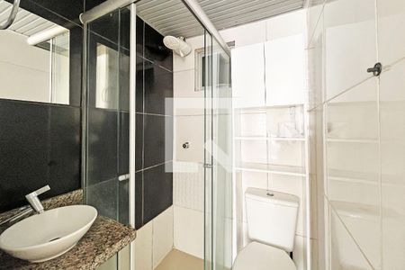 Banheiro de kitnet/studio à venda com 1 quarto, 22m² em Centro Histórico, Porto Alegre