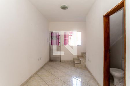 Casa para alugar com 2 quartos, 50m² em Jardim Nova Cidade, Guarulhos