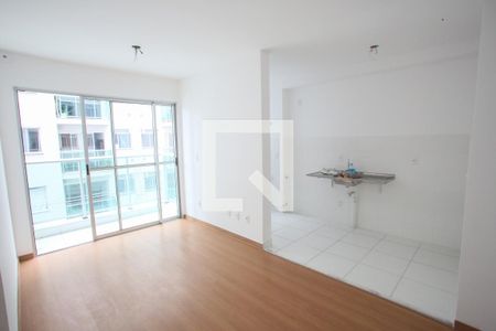 Sala de apartamento para alugar com 2 quartos, 50m² em Pechincha, Rio de Janeiro