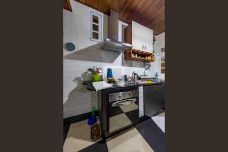 Casa à venda com 186m², 2 quartos e 2 vagasCozinha