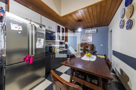 Casa à venda com 186m², 2 quartos e 2 vagasCozinha