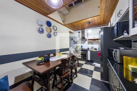 Casa à venda com 186m², 2 quartos e 2 vagasCozinha