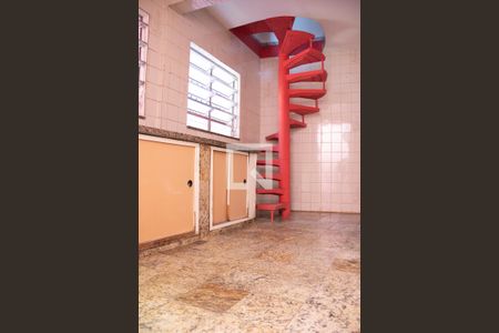 Casa para alugar com 105m², 3 quartos e 3 vagas Casa para alugar com 105m², 3 quartos e 3 vagasCozinha