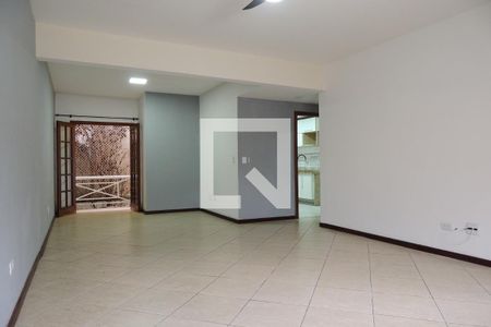 Sala de casa para alugar com 3 quartos, 140m² em Anil, Rio de Janeiro