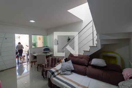 Sala de casa para alugar com 3 quartos, 100m² em Vila São Paulo, São Paulo