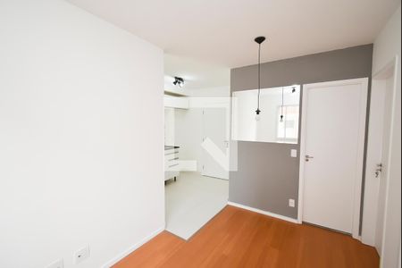 Sala de apartamento para alugar com 2 quartos, 35m² em Parque Vitória, São Paulo