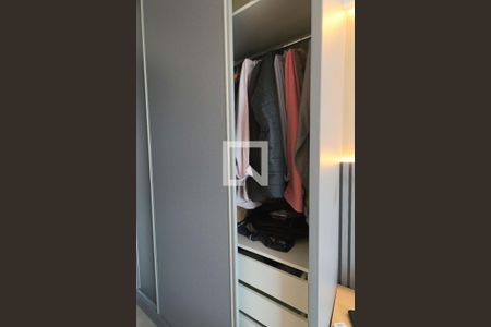 Apartamento à venda com 38m², 1 quarto e 1 vaga Apartamento à venda com 38m², 1 quarto e 1 vagaDetalhe