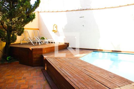 Casa para alugar com 400m², 4 quartos e 5 vagasPiscina