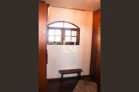 Casa para alugar com 400m², 4 quartos e 5 vagasCloset do quarto 1