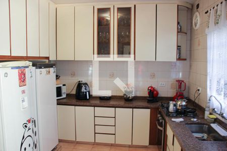 Casa para alugar com 400m², 4 quartos e 5 vagasCozinha