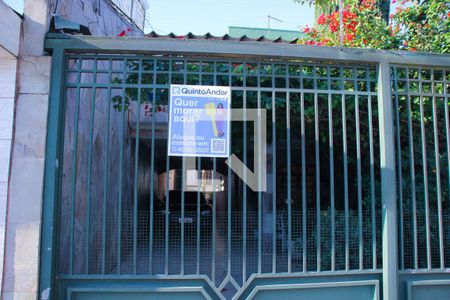 Casa para alugar com 400m², 4 quartos e 5 vagasPlaca