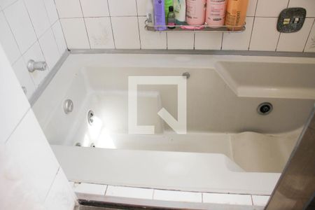 Casa para alugar com 400m², 4 quartos e 5 vagasBanheiro do Quarto 1