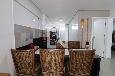 Apartamento para alugar com 65m², 2 quartos e 2 vagas Apartamento para alugar com 65m², 2 quartos e 2 vagasCozinha
