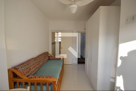Sala/Quarto de kitnet/studio para alugar com 1 quarto, 25m² em Grajaú, Rio de Janeiro