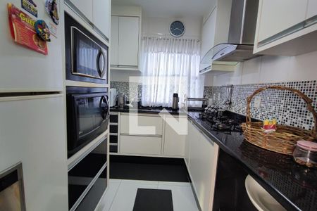 Apartamento à venda com 75m², 3 quartos e 1 vagaCozinha