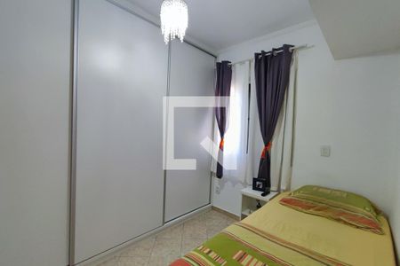 Apartamento à venda com 75m², 3 quartos e 1 vagaQuarto 2