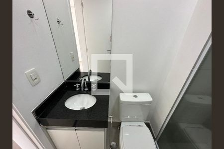 Banheiro de kitnet/studio para alugar com 1 quarto, 25m² em Perdizes, São Paulo