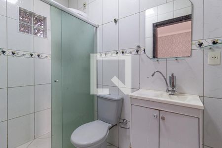 Casa à venda com 240m², 3 quartos e 3 vagasBanheiro da suíte 3