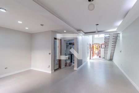 Sala de casa para alugar com 3 quartos, 240m² em Presidente Altino, Osasco