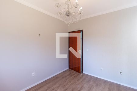 Casa à venda com 240m², 3 quartos e 3 vagasSuíte 2