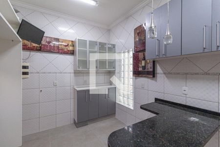 Casa à venda com 240m², 3 quartos e 3 vagasCozinha