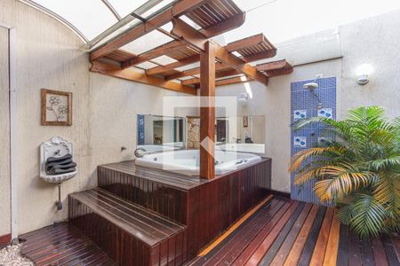 Casa à venda com 240m², 3 quartos e 3 vagasQuintal