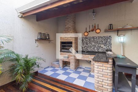 Casa à venda com 240m², 3 quartos e 3 vagasQuintal