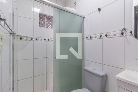 Casa à venda com 240m², 3 quartos e 3 vagasBanheiro da suíte 3