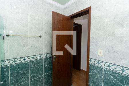 Casa à venda com 360m², 4 quartos e 4 vagas Casa à venda com 360m², 4 quartos e 4 vagasBanheiro 2