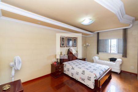 Casa à venda com 360m², 4 quartos e 4 vagas Casa à venda com 360m², 4 quartos e 4 vagasQuarto 1