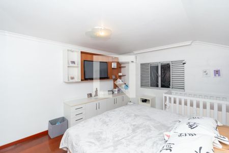 Casa à venda com 360m², 4 quartos e 4 vagas Casa à venda com 360m², 4 quartos e 4 vagasQuarto 3