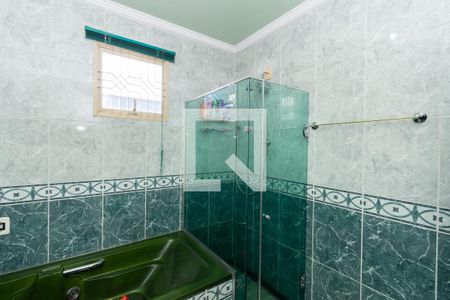 Casa à venda com 360m², 4 quartos e 4 vagas Casa à venda com 360m², 4 quartos e 4 vagasBanheiro 2