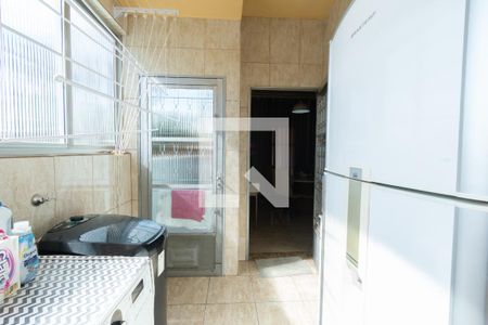 Casa à venda com 360m², 4 quartos e 4 vagas Casa à venda com 360m², 4 quartos e 4 vagasÁrea de Serviço