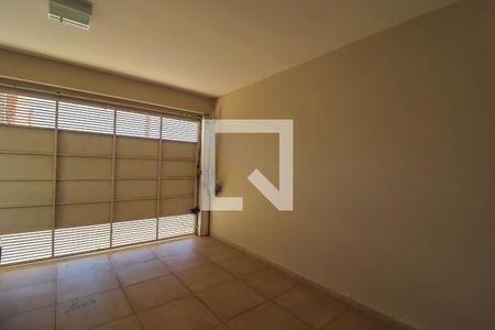 Garagem de casa à venda com 3 quartos, 177m² em Jardim Marambaia Ii, Jundiaí